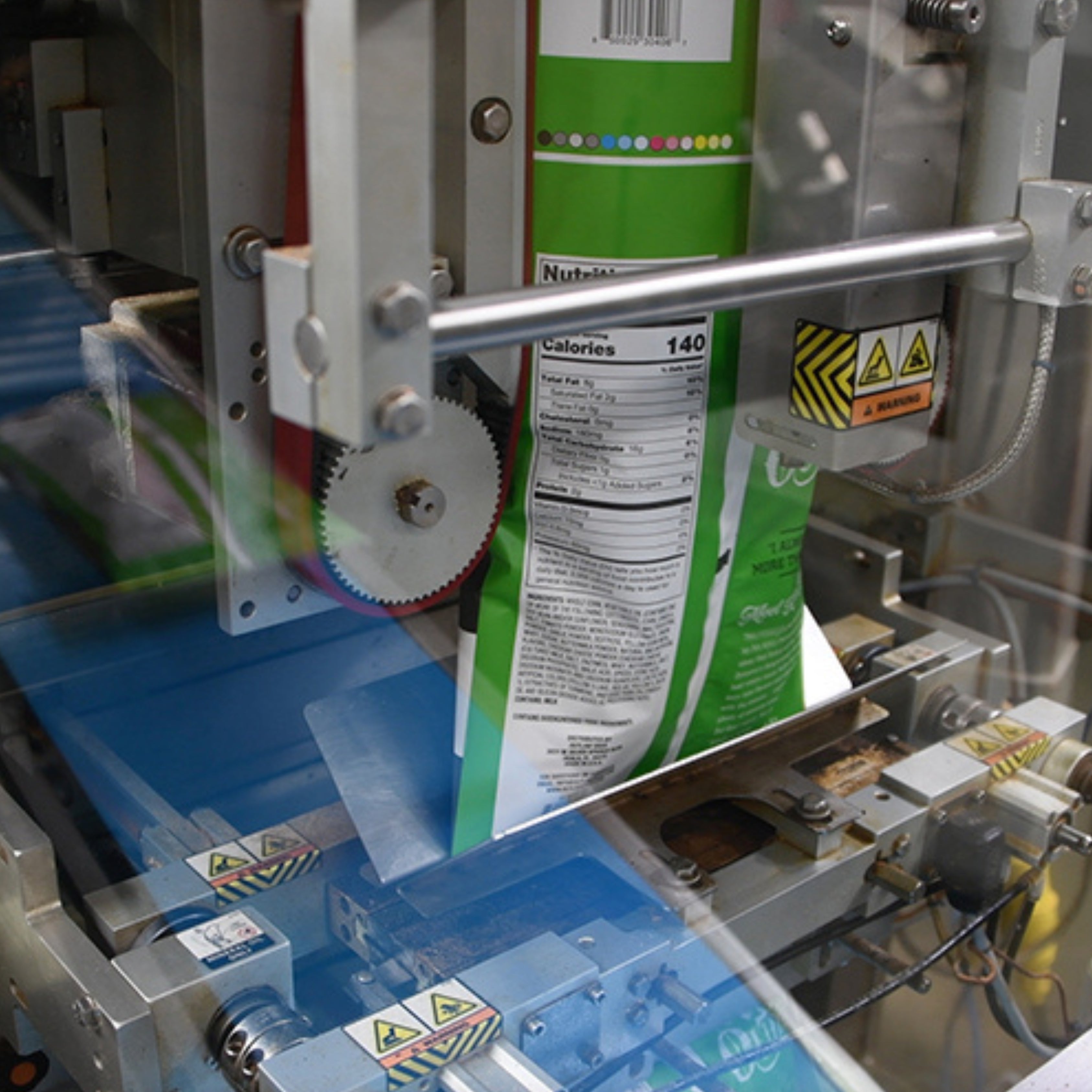 Vertical Form Fill & Seal machine – Arkaangroup